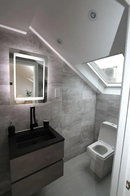 Amazing Loft One Bedroom Apartment - E17 Village London