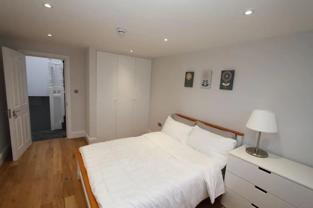 Amazing Loft One Bedroom Apartment - E17 Village London 0*,  United Kingdom